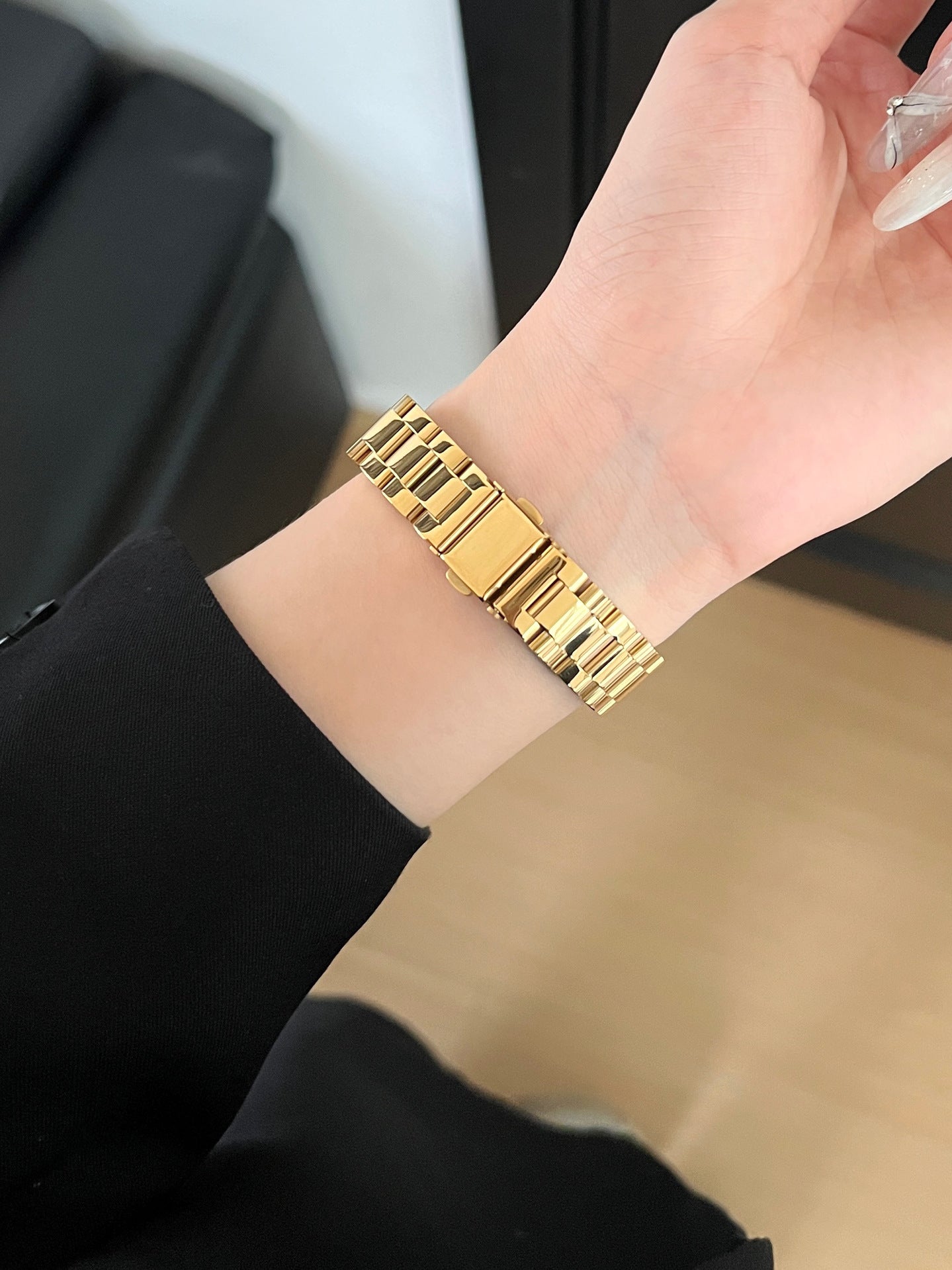 Glossy Slim Triple-Bead Stainless Band for Apple Watch