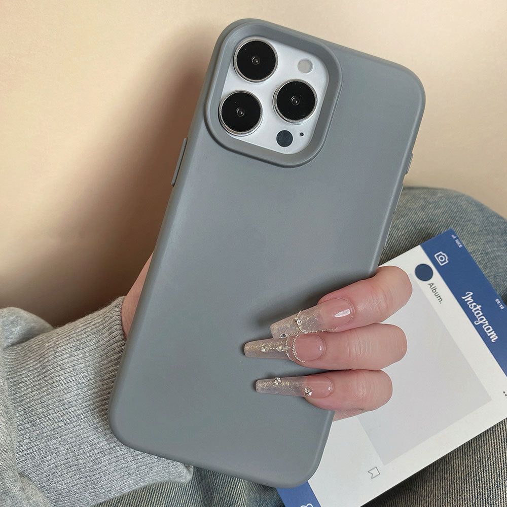 iPhone 17/15 Pro Silicone Case - Solid Color Skin Feel Shockproof