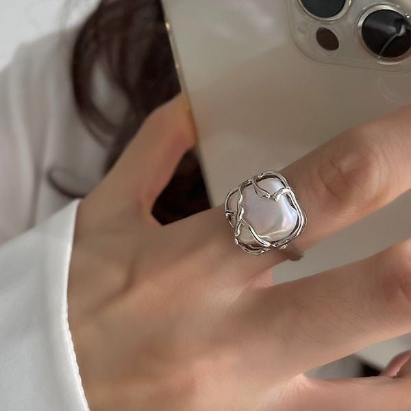 Women's Ins Style High Luxury Moonlight Forest Minimalist Pearl Ring