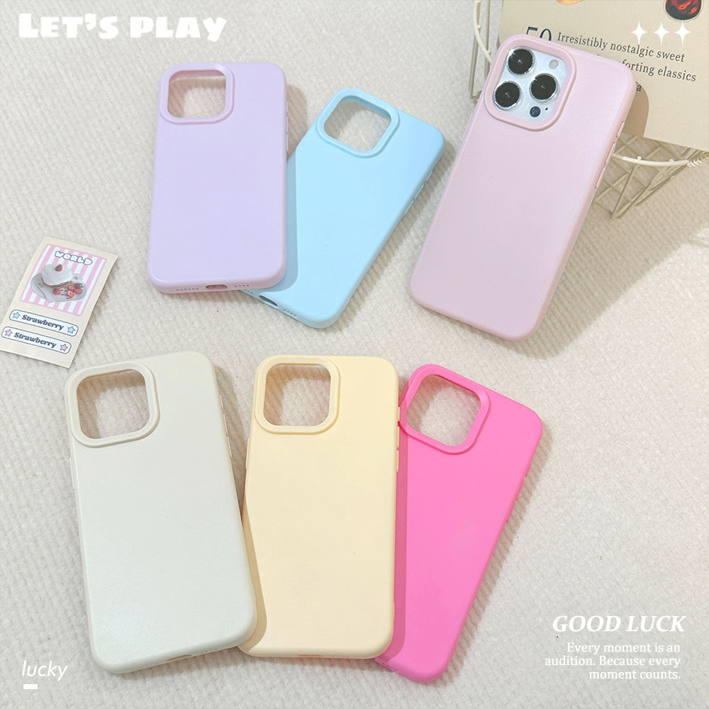iPhone 17/15 Pro Silicone Case - Solid Color Skin Feel Shockproof