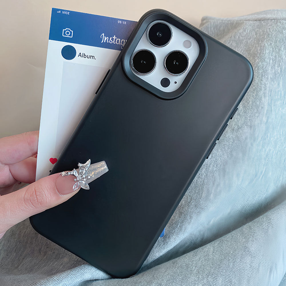 iPhone 17/15 Pro Silicone Case - Solid Color Skin Feel Shockproof