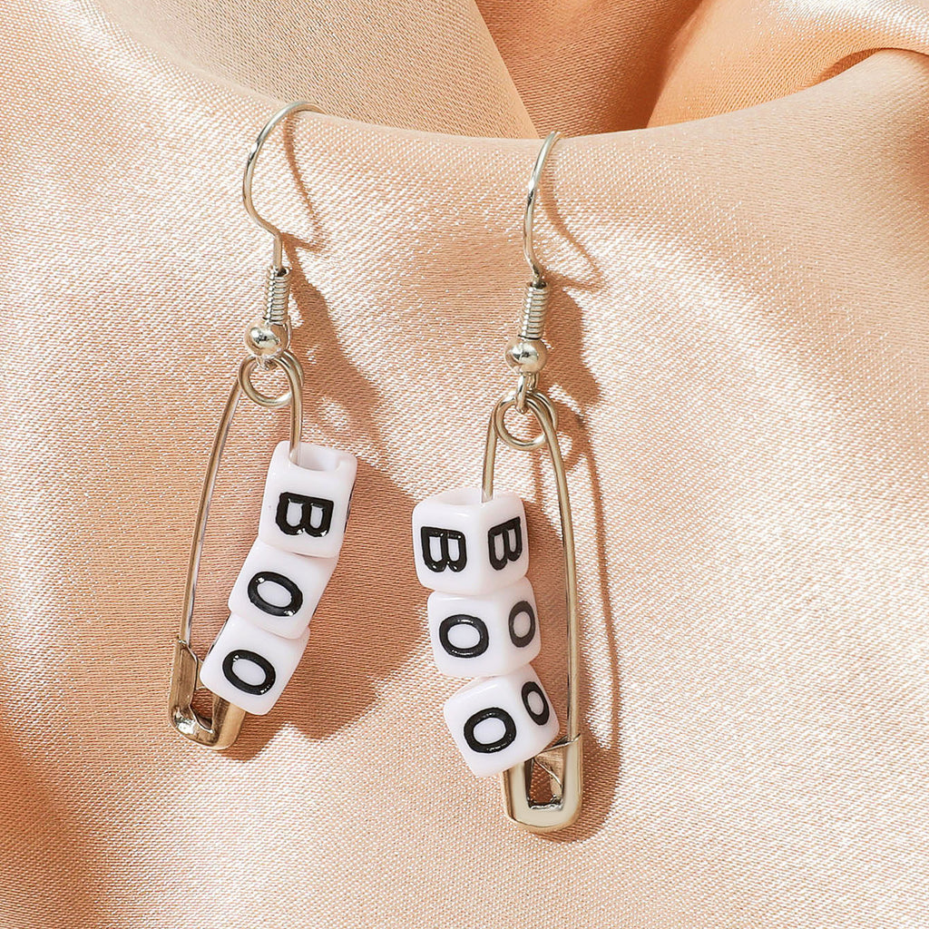 Cold Wind Inspired Personalized Pin Necklace Paper Clip Clavicle Chain Pair