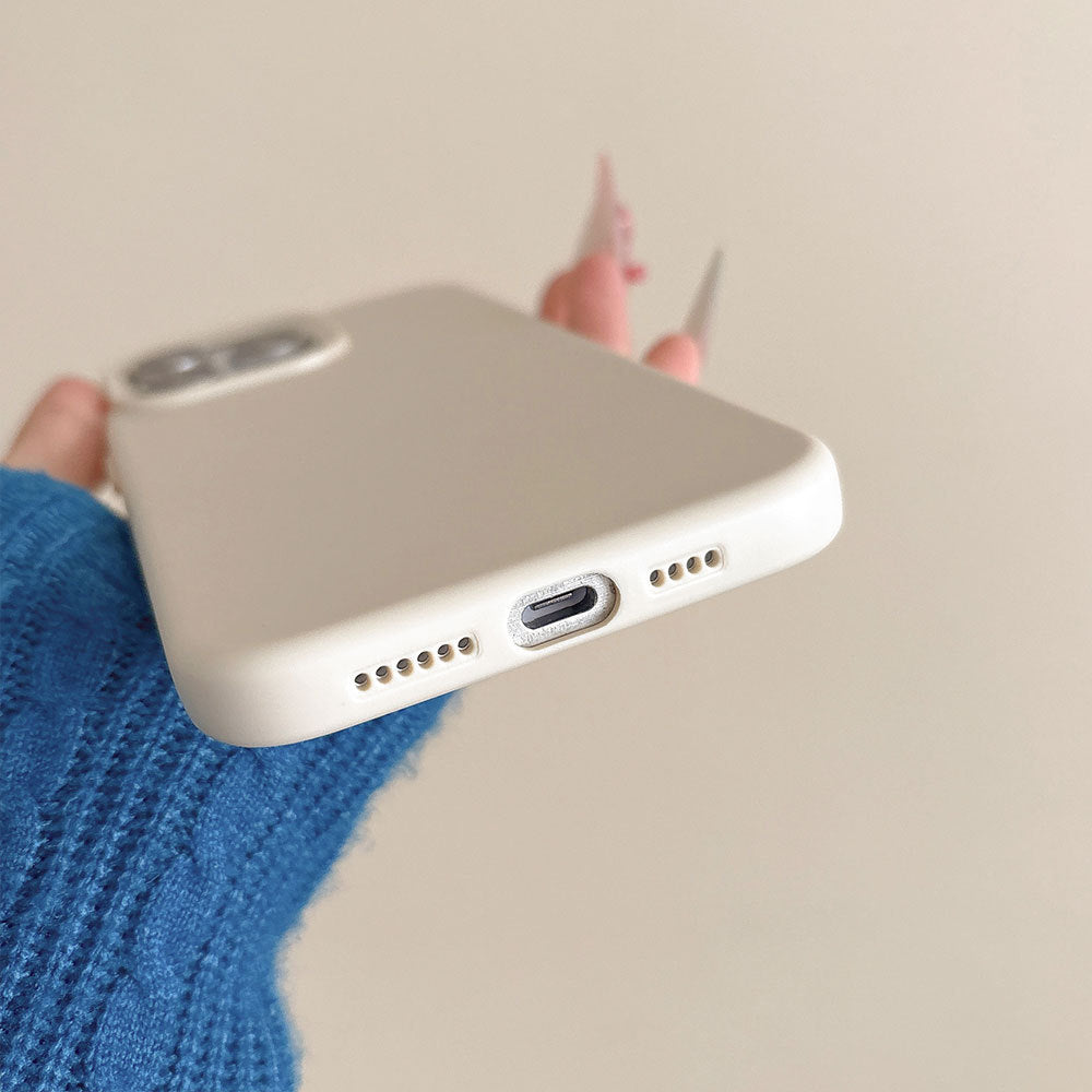 iPhone 17/15 Pro Silicone Case - Solid Color Skin Feel Shockproof