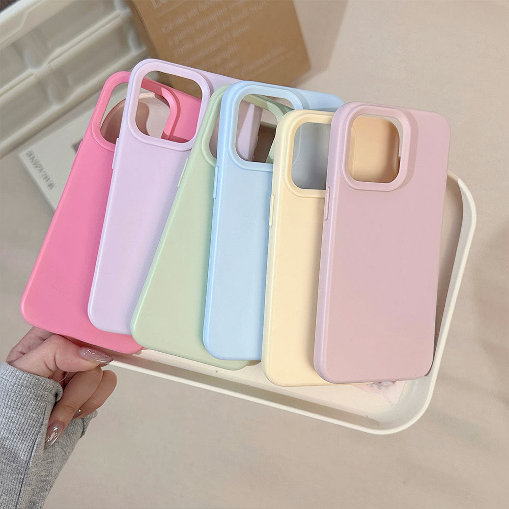 iPhone 17/15 Pro Silicone Case - Solid Color Skin Feel Shockproof
